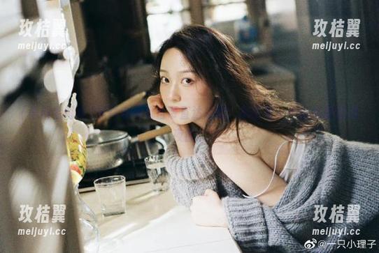 黑料老司机自带直达功能,瓜田里,不打烊的悠扬夜曲。-玫桔翼 黑料老司机自带直达功能,瓜田里,不打烊的悠扬夜曲。-玫桔翼