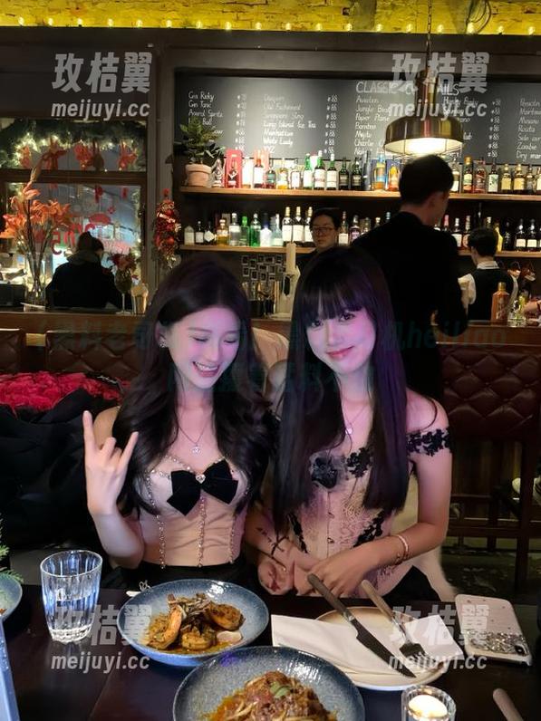 必看！黑料老司机heiliao网站攥着猛料不放-玫桔翼